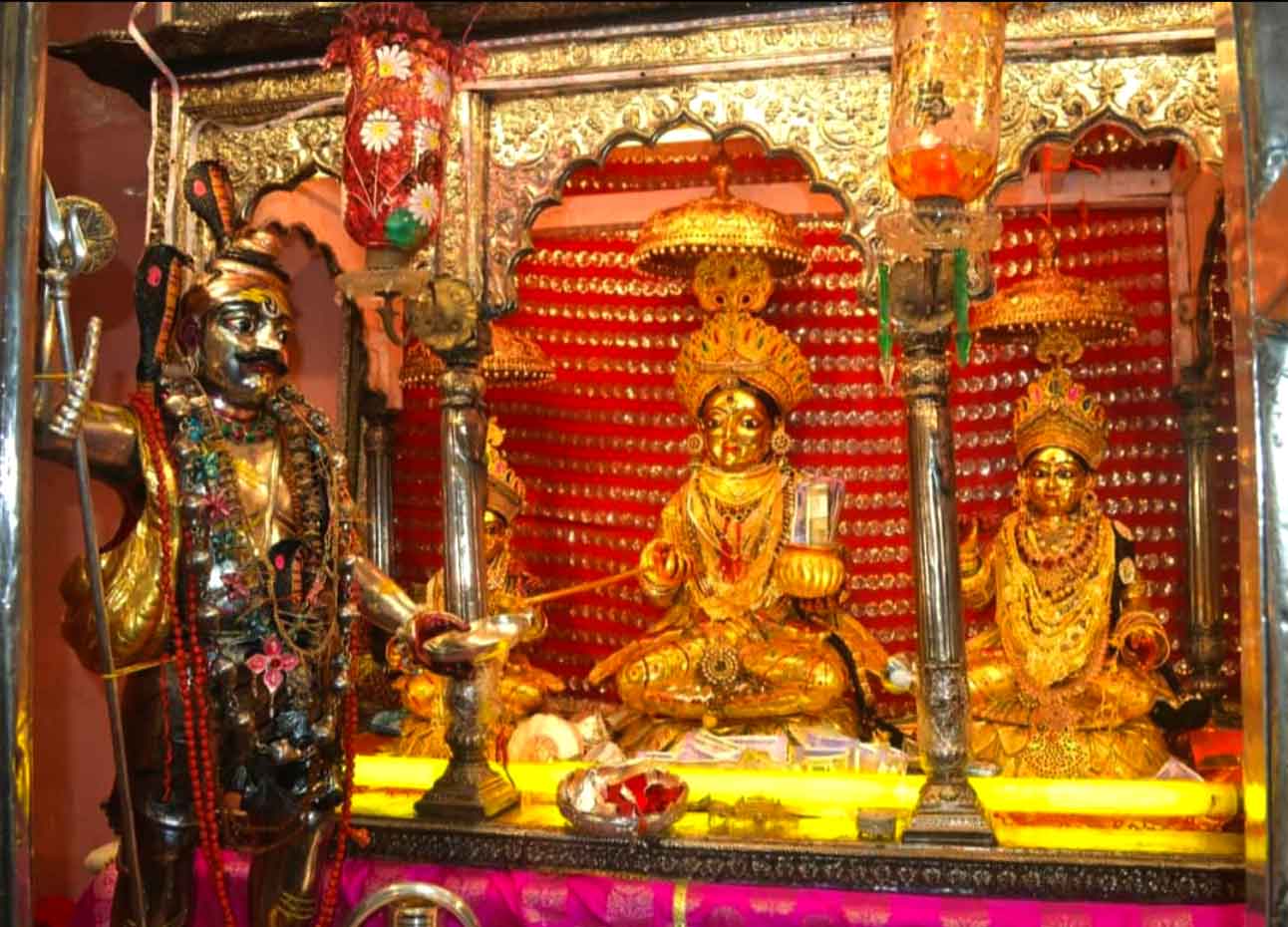 मां अन्नपूर्णा के खजाने